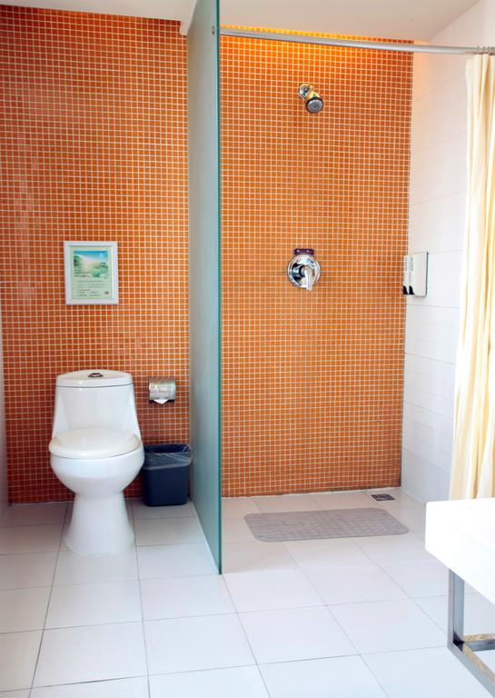 Qingdao Renjia Bussiness Hotel מראה חיצוני תמונה
